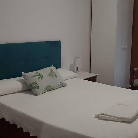 Alojamiento Casa Leon Santona Bagian luar foto