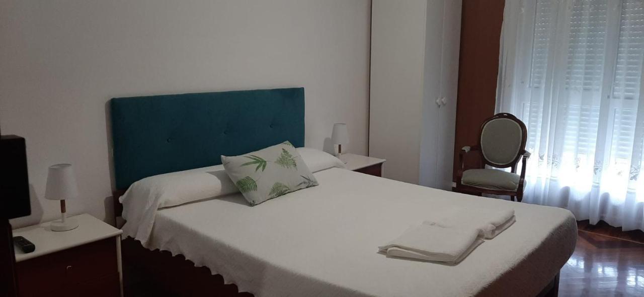 Alojamiento Casa Leon Santona Bagian luar foto