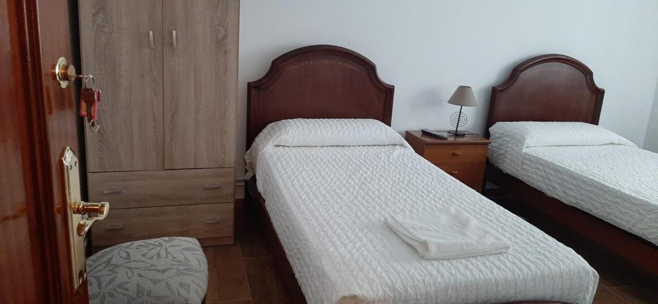 Alojamiento Casa Leon Santona Bagian luar foto