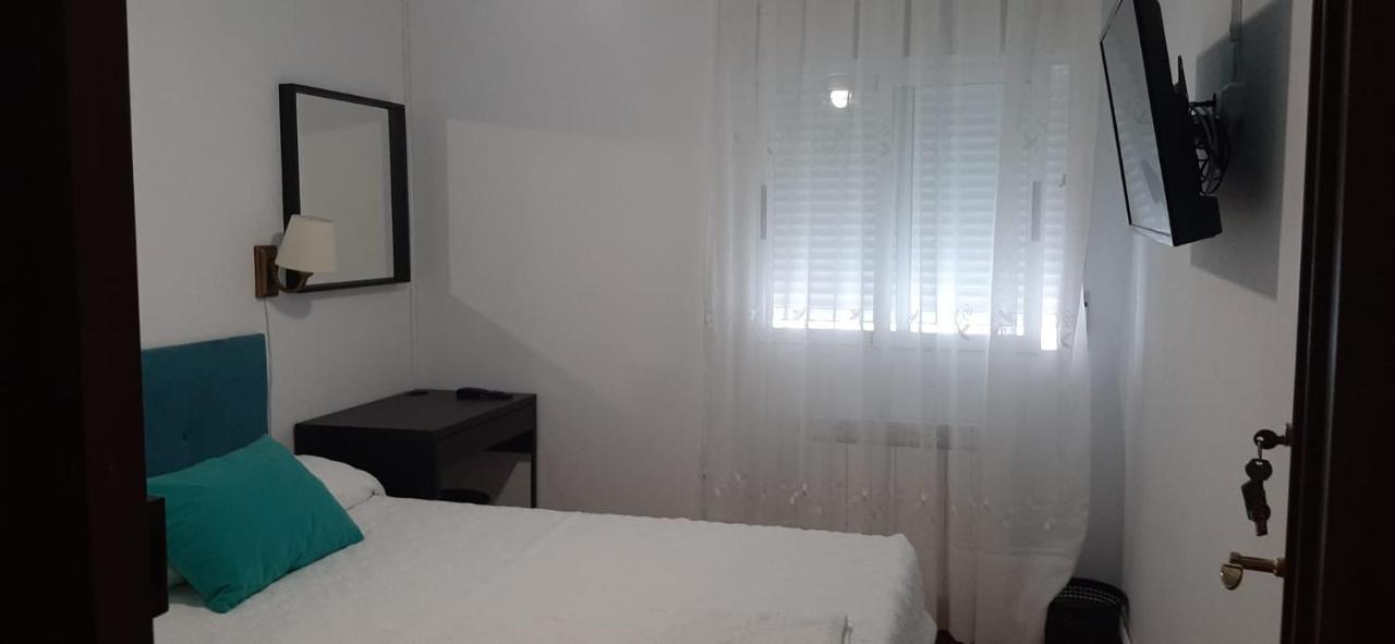 Alojamiento Casa Leon Santona Bagian luar foto